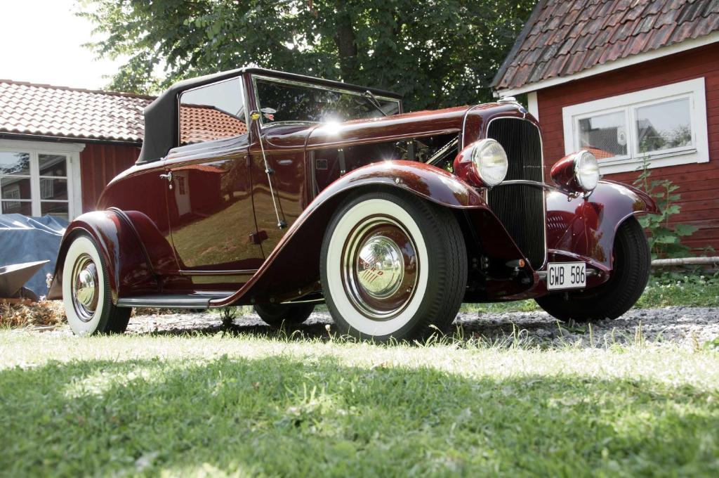Hotel Pensionat Granparken Norrtälje Buitenkant foto